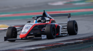 Lee más sobre el artículo Maximiliano Restrepo inició temporada en la F4 Española