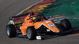 Lee más sobre el artículo Con un Top Ten (P.8) cierra Jerónimo Berrío su segundo fin de semana en la F4 Española