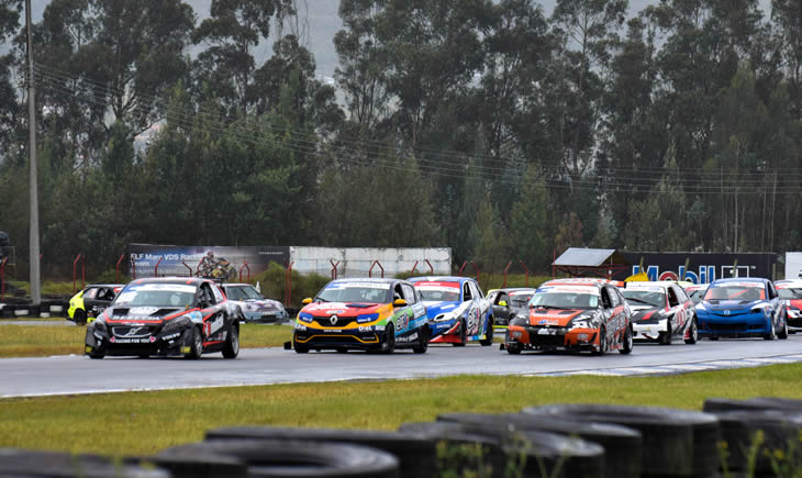 Lee más sobre el artículo Se corrió el Elf Challenge Chase del TC 2000: Hugo Fajardo y Pipe Ceballos Campeones del Chase en la categoría top, Melkin Marín ganador de la fecha