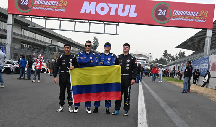 Lee más sobre el artículo Daño mecánico determinó el retiro de Colombia a Motor en las 24 Horas de México