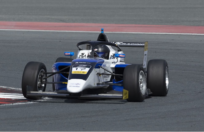 Lee más sobre el artículo Maximiliano Restrepo corrió la segunda fecha de la F4 Española en Portugal