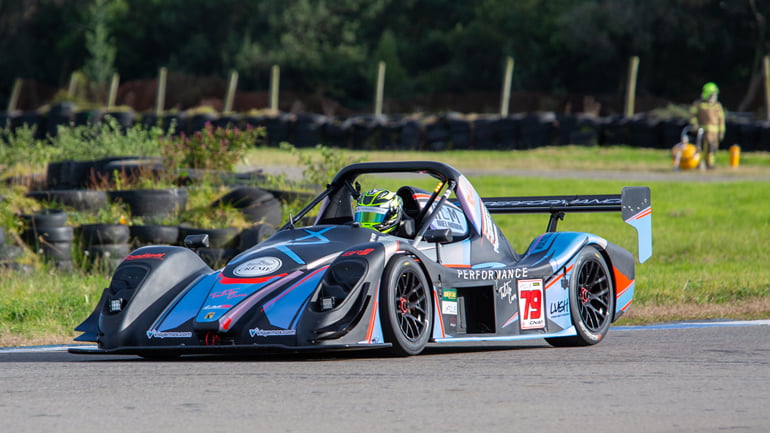 Lee más sobre el artículo Santiago Lozano y Felipe Triana máximos ganadores de las 3 Horas de Bogotá 2024