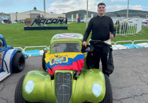 Podio de Niko Fondrini en los Legends Cars de los Nacam Games en MX