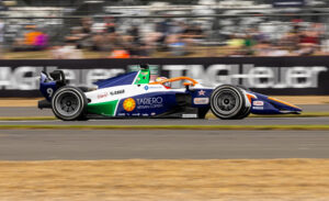 Doble top 5 para Sebastián Montoya en Qatar