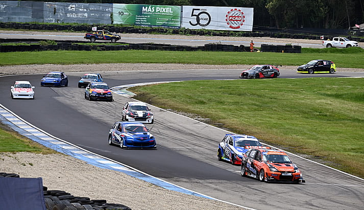 Lee más sobre el artículo Con buen automovilismo el TC 2000 aperturó su temporada #20