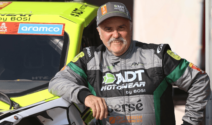 Lee más sobre el artículo Javier Vélez “Jota” representará de nuevo a Colombia en el Rally Dakar 2025